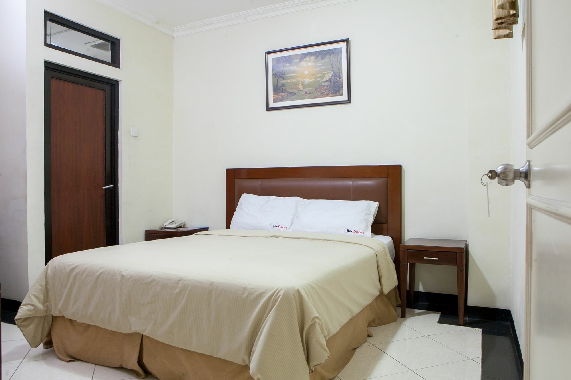 בנדונג Reddoorz Plus At Buah Batu מראה חיצוני תמונה