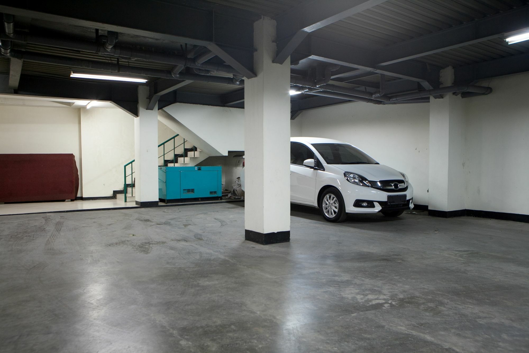 בנדונג Reddoorz Plus At Buah Batu מראה חיצוני תמונה
